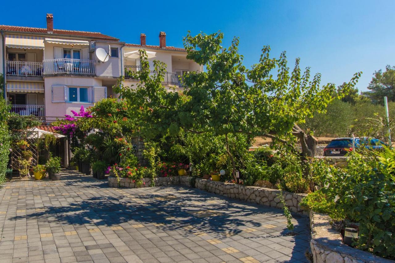Dalmati House Hotel Brodarica  Bagian luar foto