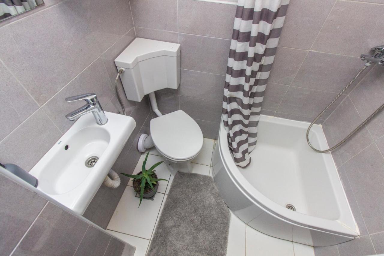 Dalmati House Hotel Brodarica  Bagian luar foto