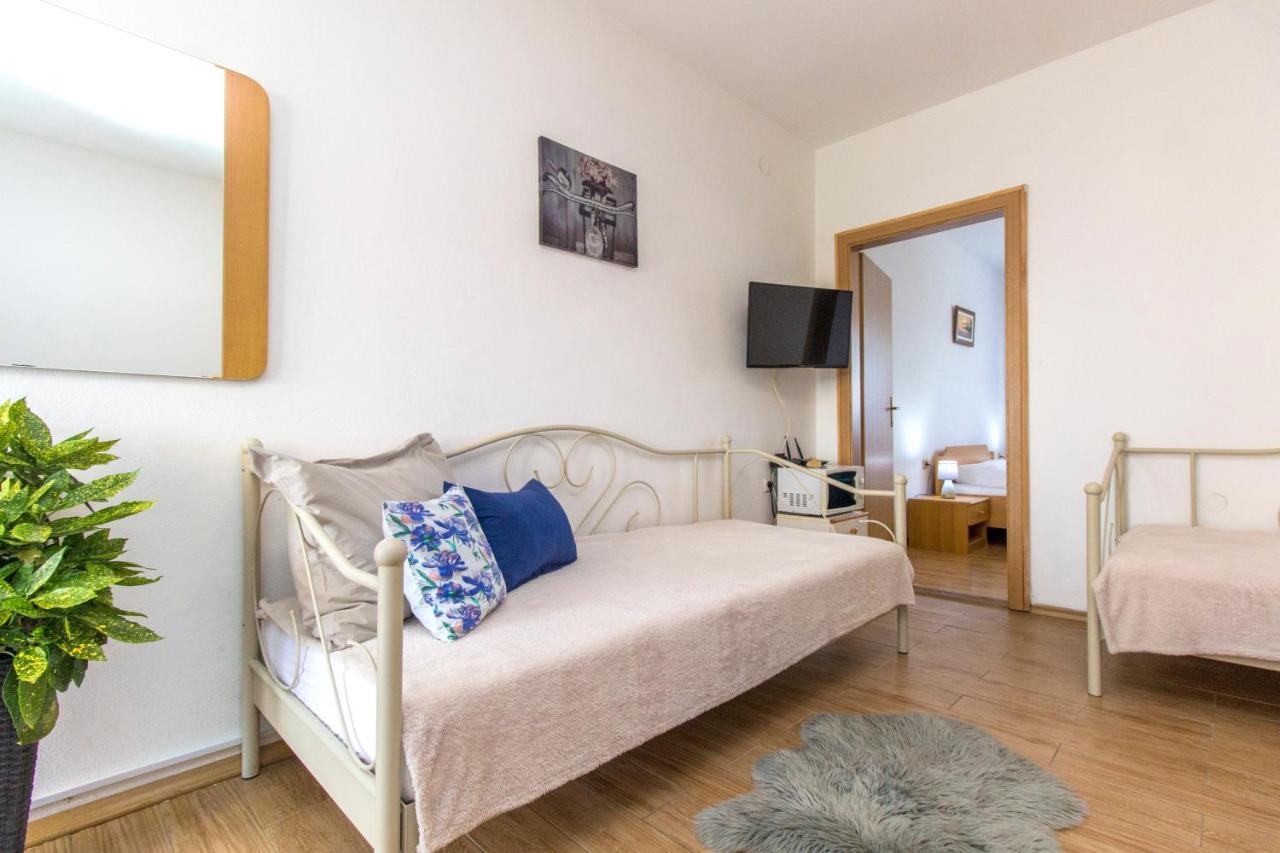 Dalmati House Hotel Brodarica  Bagian luar foto